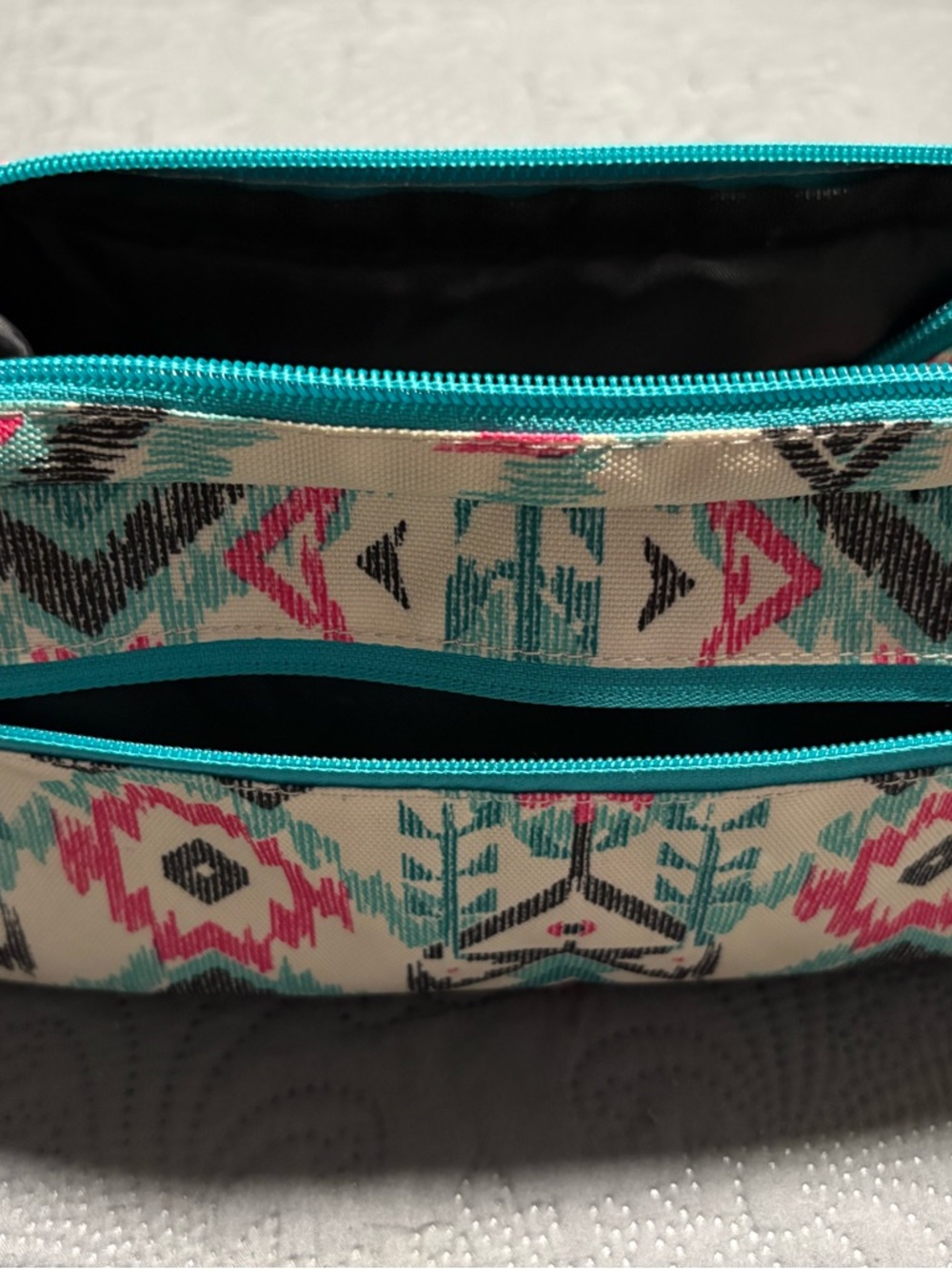 KAVU Grizzly Kit, Padded Accessory Bag Travel Case - Picture 3 of 11